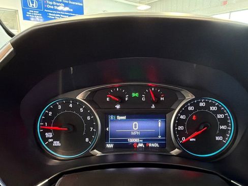 Used 2021 Chevrolet Equinox LT AWD/4WD image 12