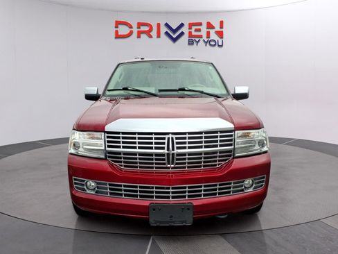 Used 2014 Lincoln Navigator L 4WD image 8
