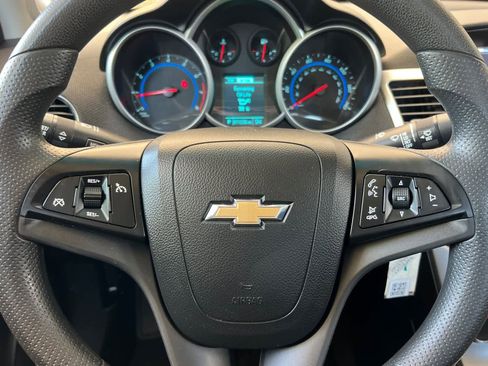 Used 2016 Chevrolet Cruze LT FWD image 22