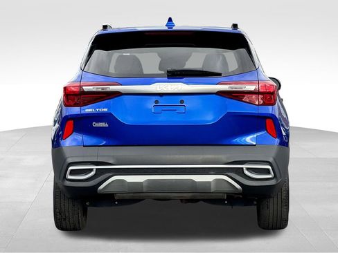 Used 2023 Kia Seltos EX AWD/4WD image 6