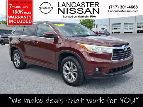 Used 2016 Toyota Highlander Plus AWD/4WD image 1