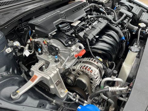 Used 2023 Hyundai Elantra SEL w/ Convenience Package image 30