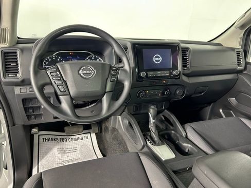 Used 2022 Nissan Frontier S RWD image 13