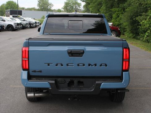 New 2026 Toyota Tacoma SR5 AWD/4WD image 6