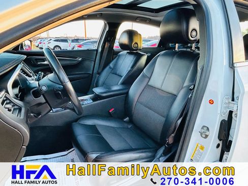 Used 2014 Chevrolet Impala LT w/ Convenience Package FWD image 11