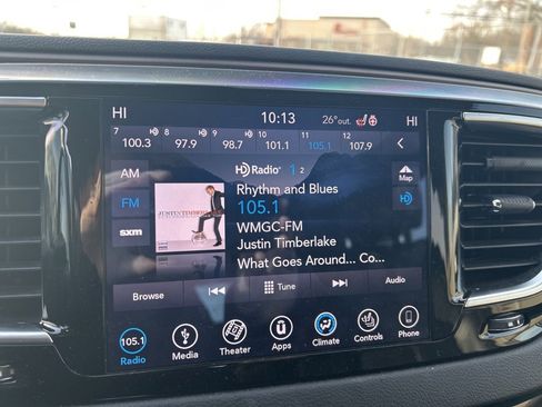 Used 2018 Chrysler Pacifica Touring-L Plus image 28