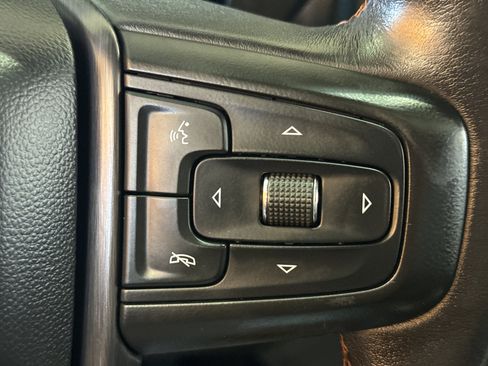 Used 2020 GMC Sierra 2500 AT4 w/ AT4 Premium Package image 31