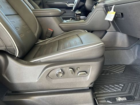 Certified 2024 GMC Sierra 1500 AT4X w/ AT4X AEV Edition image 50