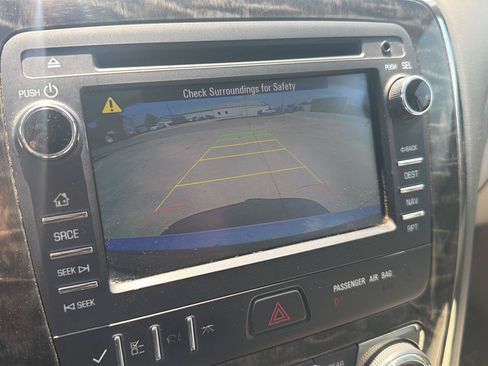 Used 2014 Buick Enclave Leather AWD/4WD image 11