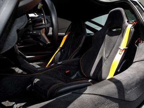 Used 2025 McLaren 750S RWD image 58