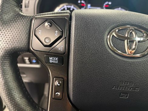 Used 2024 Toyota 4Runner TRD Off-Road Premium w/ Moonroof Package AWD/4WD image 34