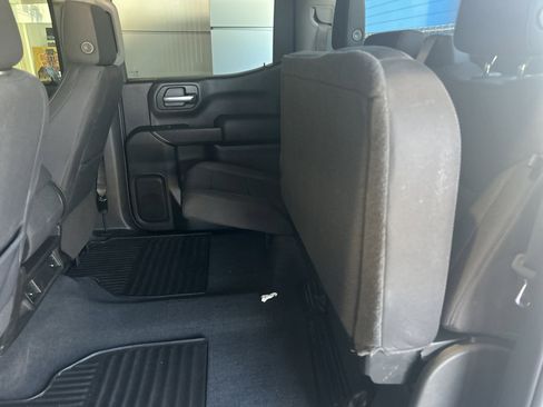 Used 2022 Chevrolet Silverado 1500 Custom image 17