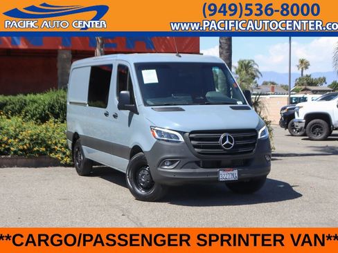 Used 2025 Mercedes-Benz Sprinter 2500 image 1