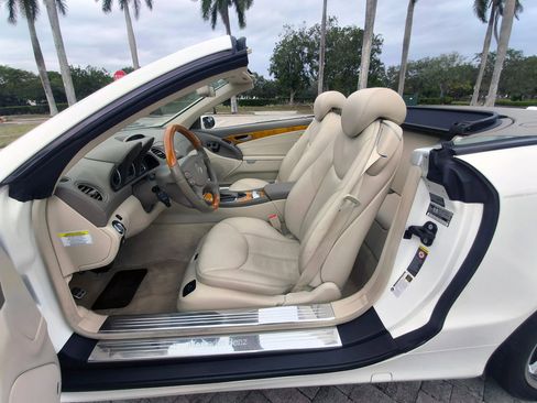 Used 2007 Mercedes-Benz SL 550 SL 550 Roadster 2D image 5