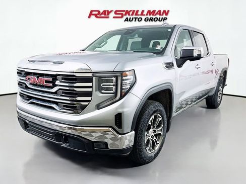 Used 2025 GMC Sierra 1500 SLT AWD/4WD image 3