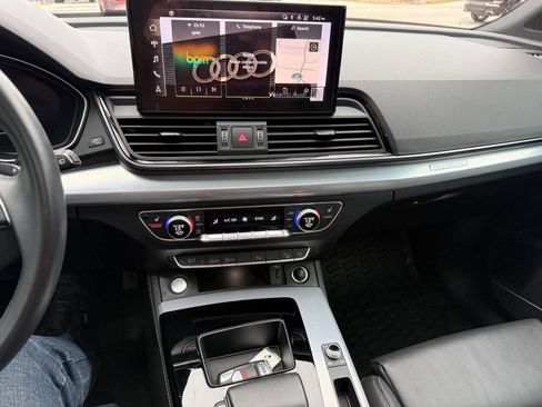 Used 2023 Audi Q5 2.0T Premium Plus w/ Premium Plus Package AWD/4WD image 20