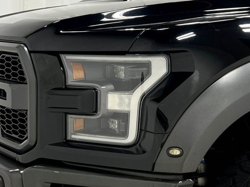 Used 2018 Ford F150 Raptor w/ Equipment Group 802A Luxury AWD/4WD image 38