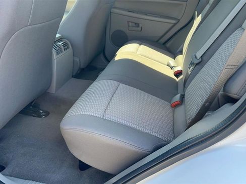 Used 2008 Jeep Grand Cherokee Laredo w/ Driver Convenience Group image 29