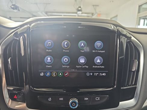 Used 2022 Chevrolet Traverse RS w/ LPO, Floor Liner Package AWD/4WD image 28