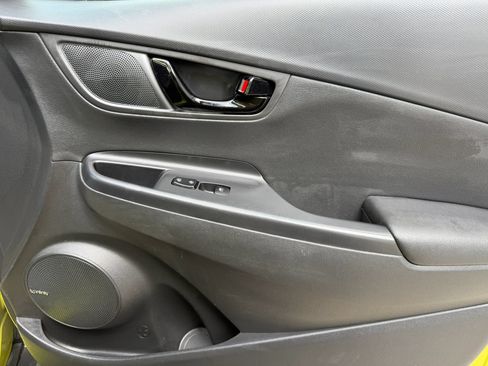 Used 2019 Hyundai Kona Ultimate FWD image 8