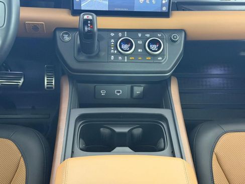 Used 2024 Land Rover Defender 130 X AWD/4WD image 24