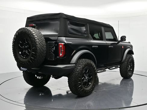 Used 2024 Ford Bronco Badlands image 5