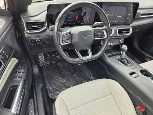 Used 2024 Ford Mustang Premium image 14