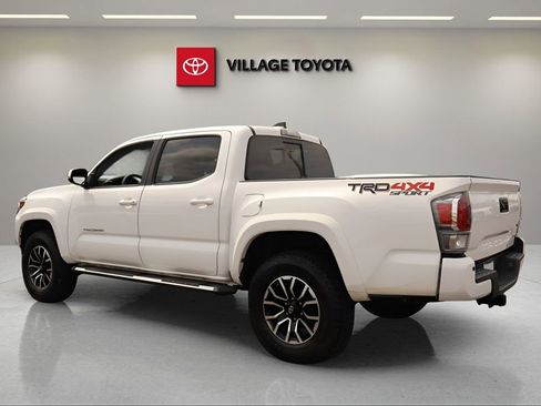 Certified 2021 Toyota Tacoma TRD Sport w/ TRD Premium Sport Package AWD/4WD image 3