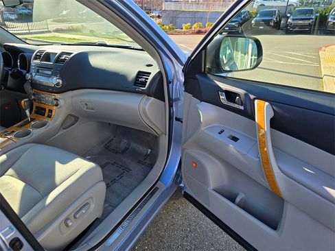 Used 2009 Toyota Highlander Limited image 43