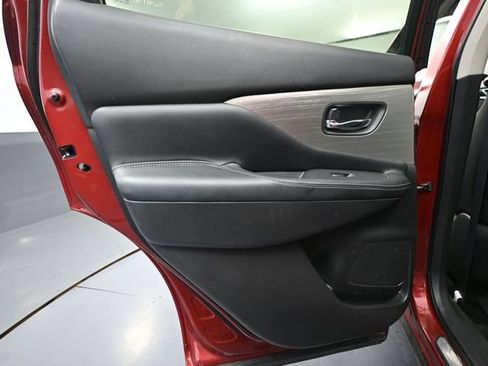 Used 2017 Nissan Murano SV AWD/4WD image 36