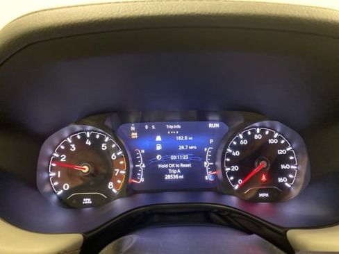 Used 2022 Jeep Compass Limited AWD/4WD image 11