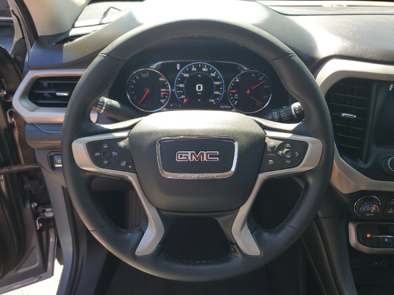 Used 2023 GMC Acadia Denali w/ Denali Ultimate Package FWD image 20