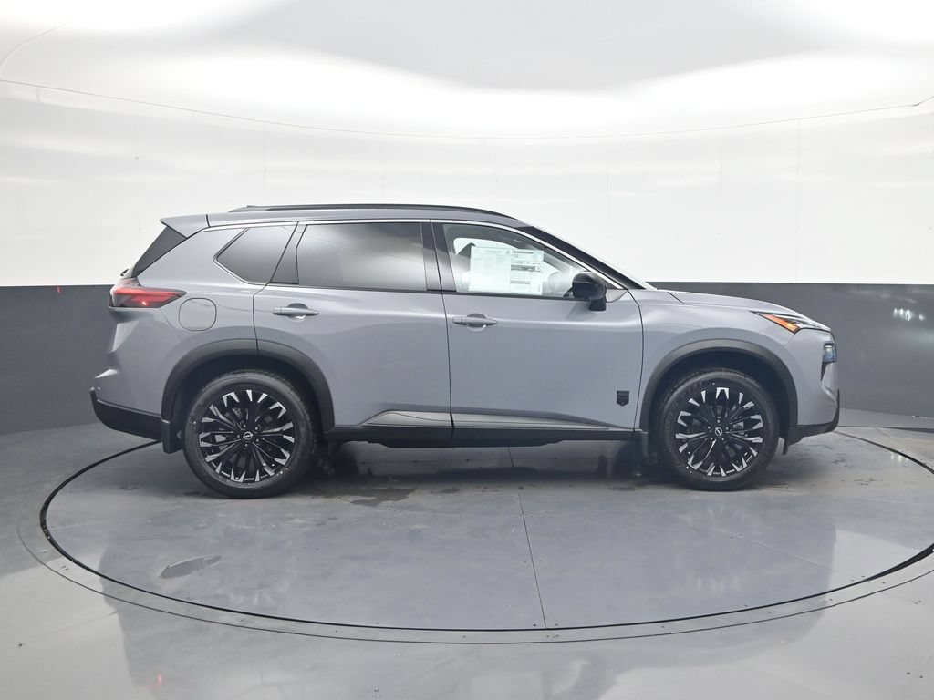 Certified 2026 Nissan Rogue Dark Armor FWD image 11
