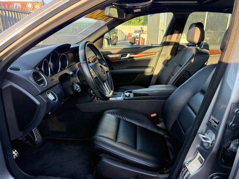 Used 2012 Mercedes-Benz C 250 Sedan image 12