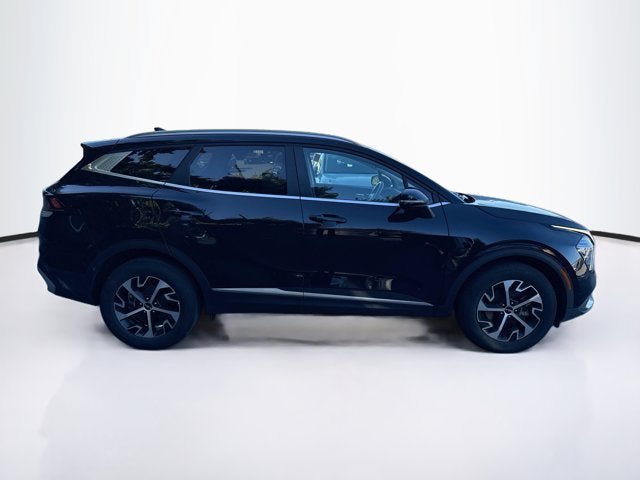 Certified 2024 Kia Sportage EX AWD/4WD image 4