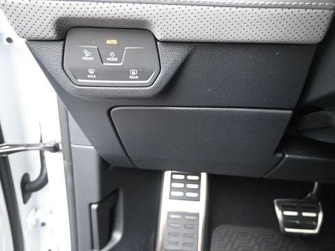 New 2026 Volkswagen Atlas Cross Sport SEL R-Line image 16