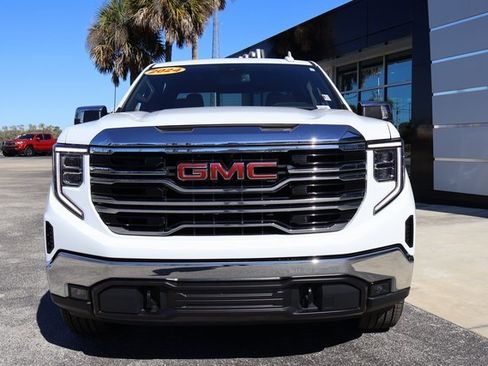 Certified 2024 GMC Sierra 1500 SLT w/ SLT Convenience Package image 3