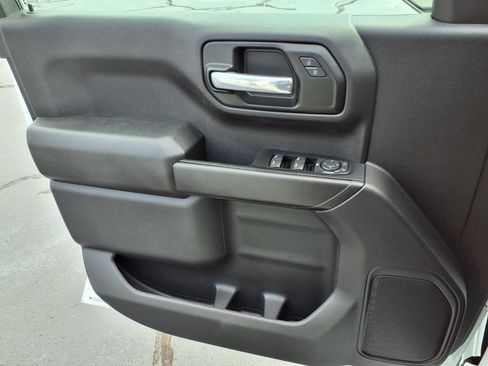 Used 2023 Chevrolet Silverado 1500 Custom Trail Boss w/ LPO, Dark Essentials Package AWD/4WD image 19