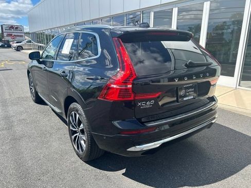 Certified 2023 Volvo XC60 B5 Plus AWD/4WD image 3
