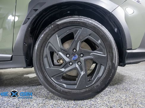 Used 2025 Subaru Crosstrek 2.5i Limited w/ Crosstrek Mirror Package AWD/4WD image 44