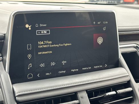 Used 2023 GMC Yukon SLE w/ Gmc Pro Safety Plus Package image 13