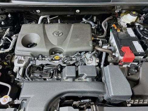 Certified 2025 Toyota RAV4 XLE AWD/4WD image 27