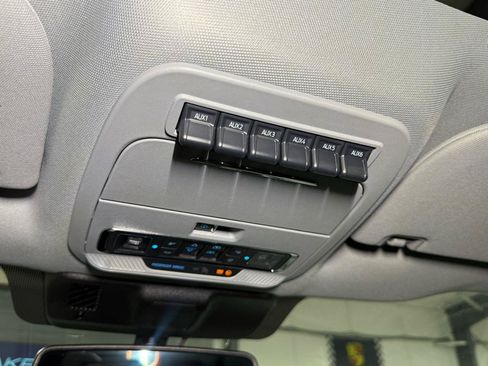 Used 2025 Ford F250 Lariat w/ Lariat Ultimate Package AWD/4WD image 27