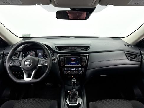 Used 2019 Nissan Rogue SV AWD/4WD image 18