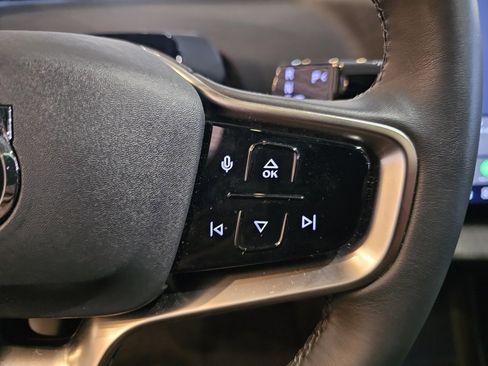 Used 2025 Volvo EX30 Ultra image 22