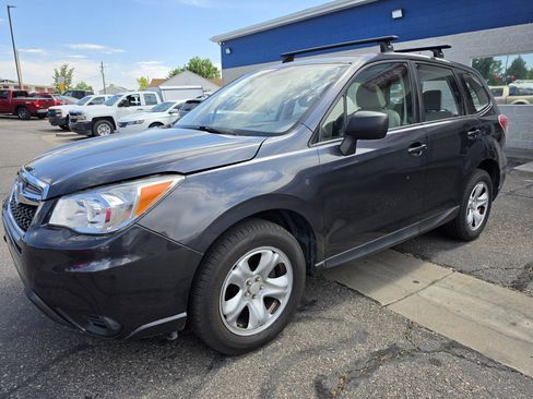 Used 2014 Subaru Forester 2.5i AWD/4WD image 3