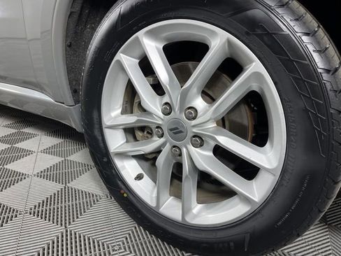 Used 2024 Dodge Durango GT image 14