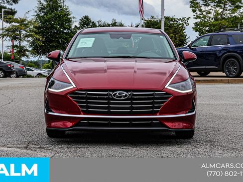 Used 2023 Hyundai Sonata SE w/ Preferred Accessory Package FWD image 11