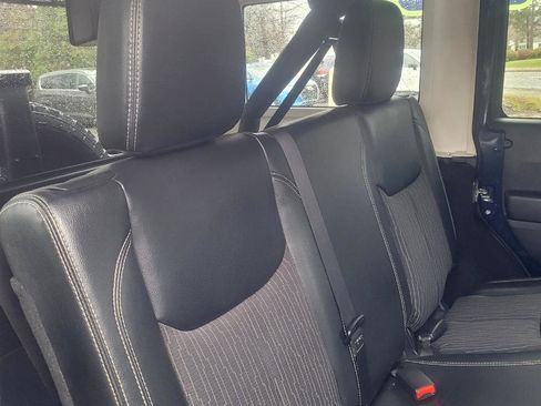 Used 2013 Jeep Wrangler Unlimited Sport image 30