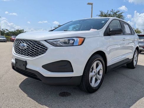 Used 2024 Ford Edge SE AWD/4WD image 9